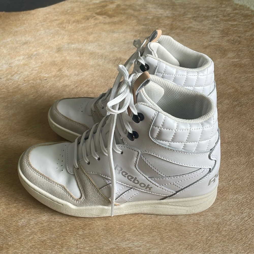 Reebok Royal Hi Wedge Sneaker, Size 8